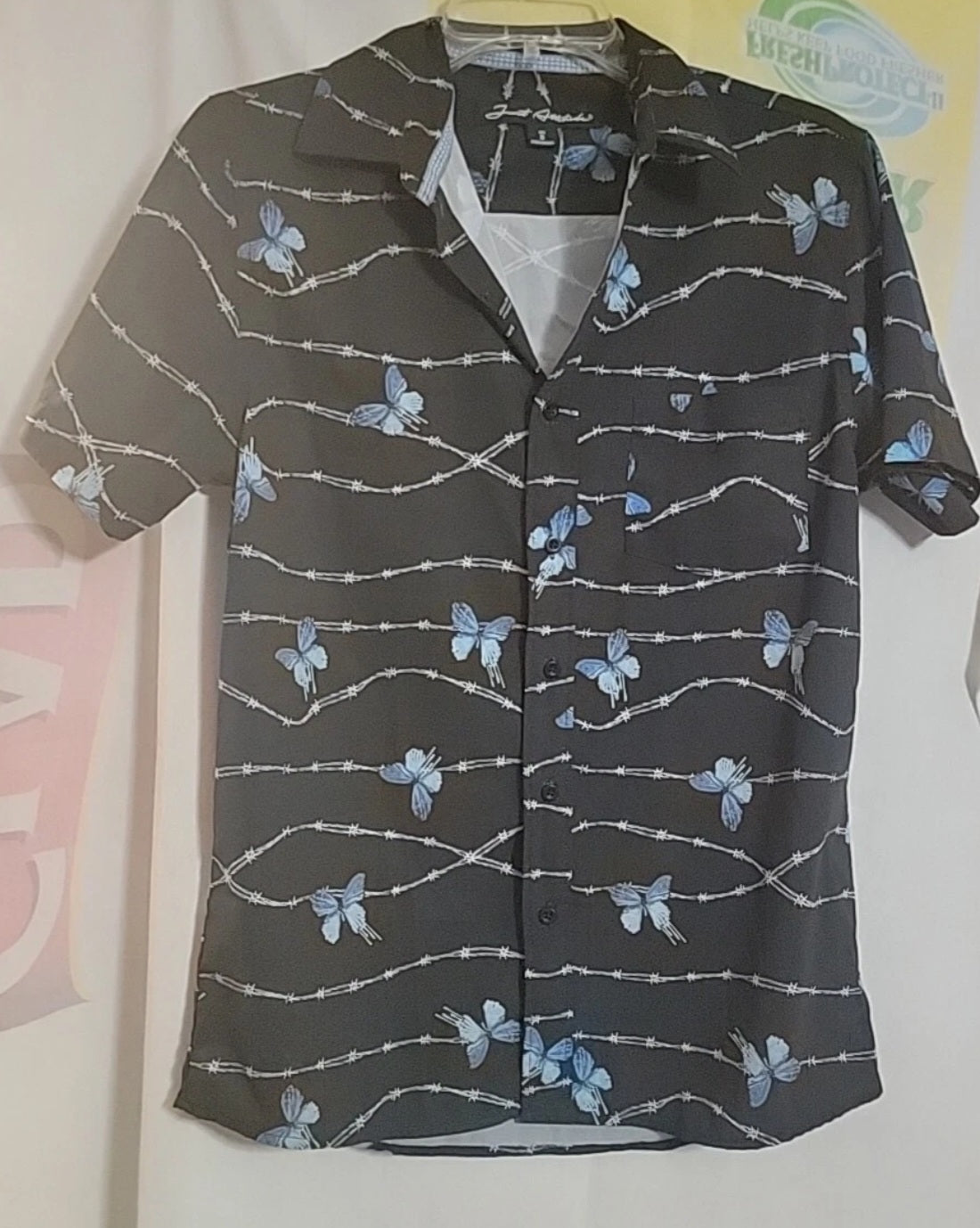 Just Attitude Neon Butterfly Barbed Wire Shirt Mens Size Small