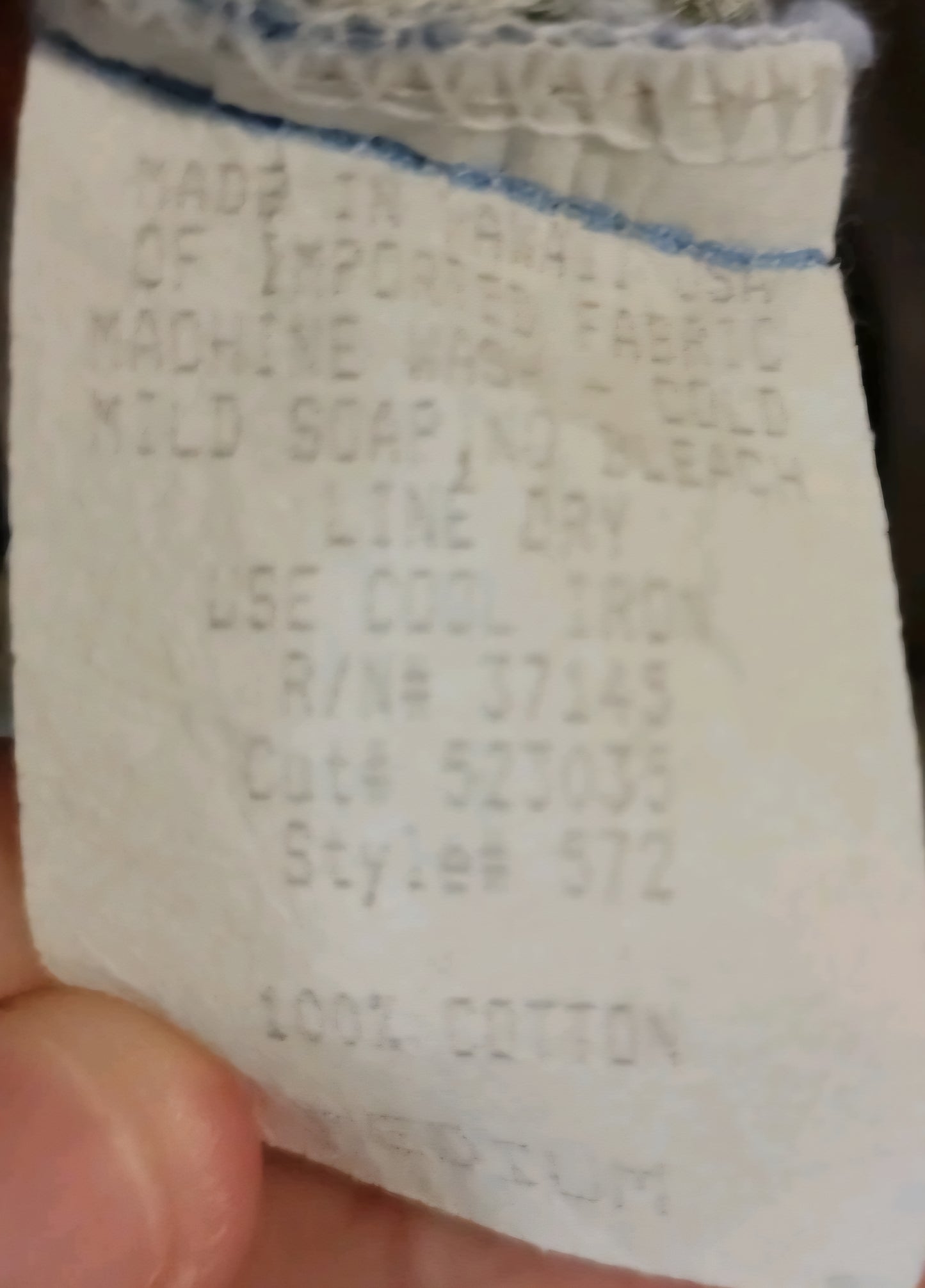 Hilo Hattie Hawaiian Aloha Shirt Flower Made in Hawaii Hibiscus Size Medium