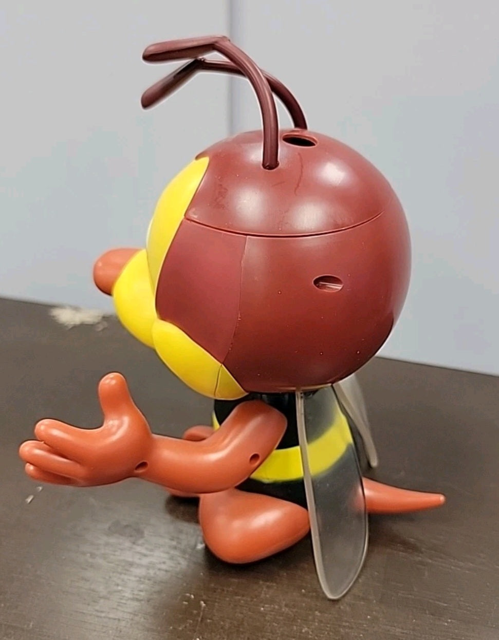 Disney Parks Epcot Flower And Garden Festival Spike The Bee Sipper Cup