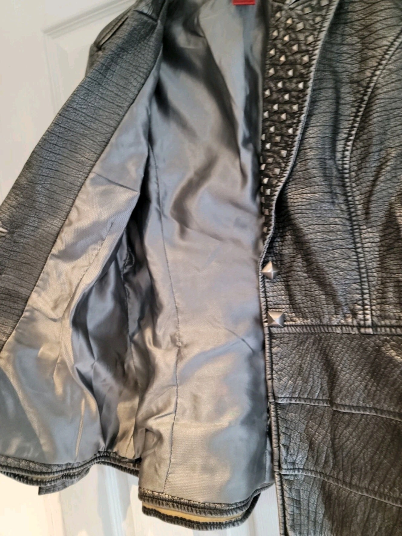 V Cristina Silver Studded Vegan Leather Moto Jacket Size Large