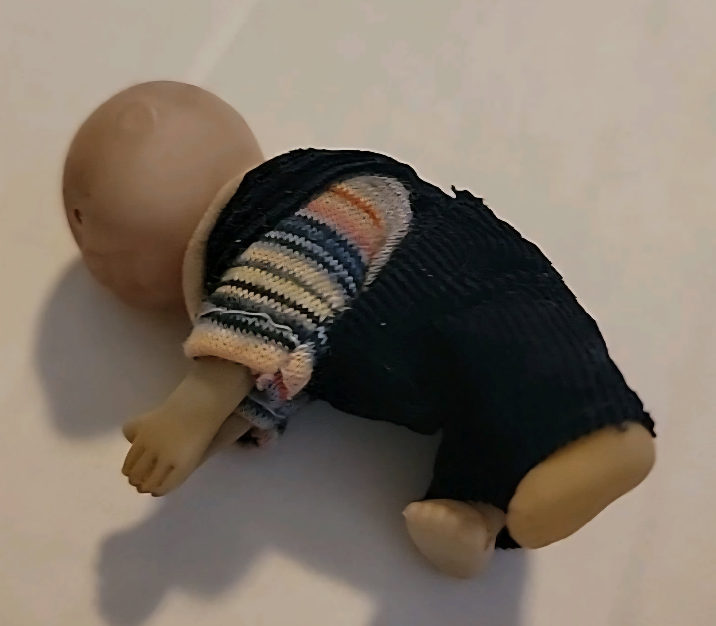 Vintage Cabbage Patch Kids 4 in. Pencil Hugger Clip On