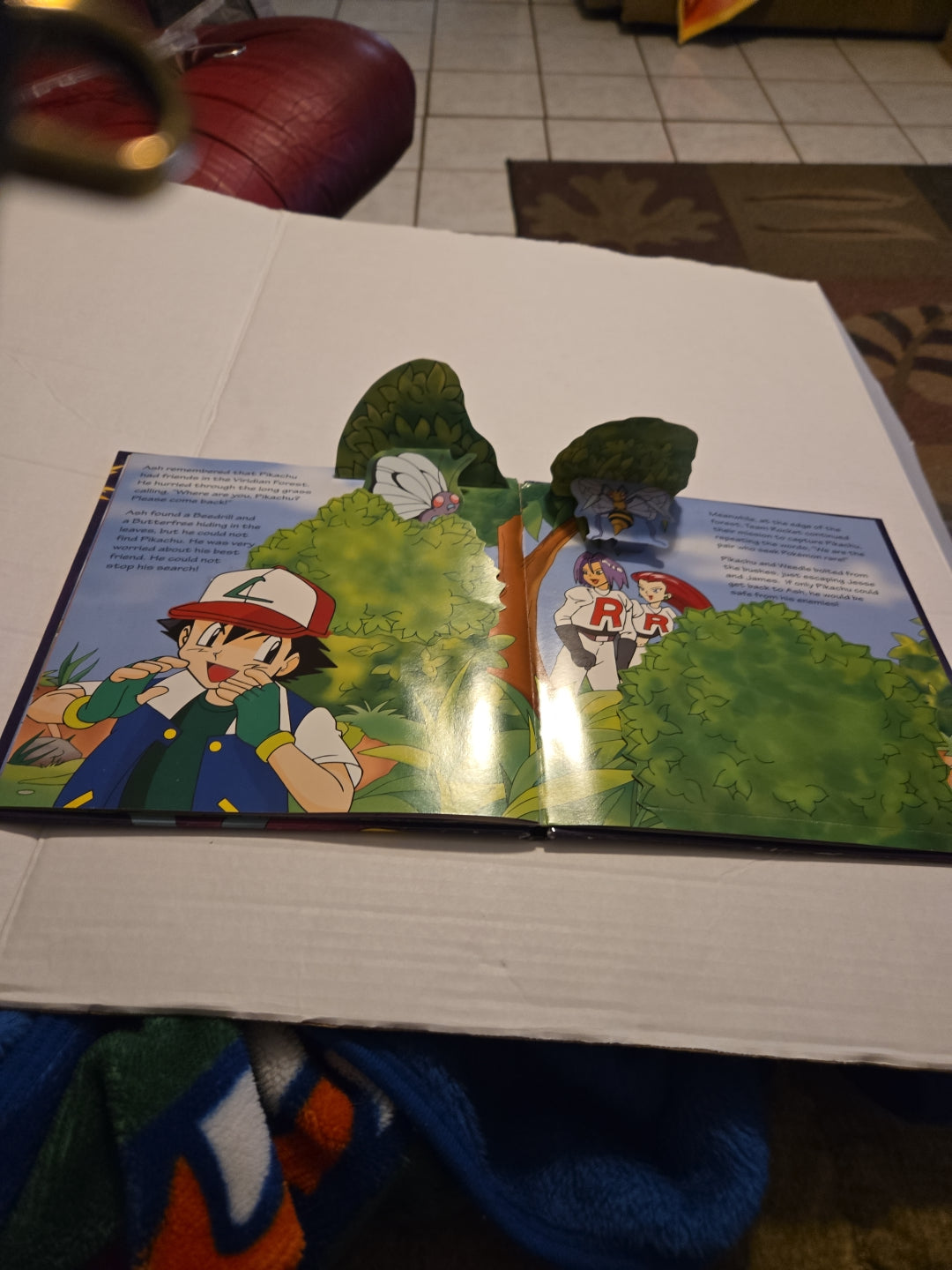 Pokemon Where Are You, Pikachu? Vintage Pop-Up Book