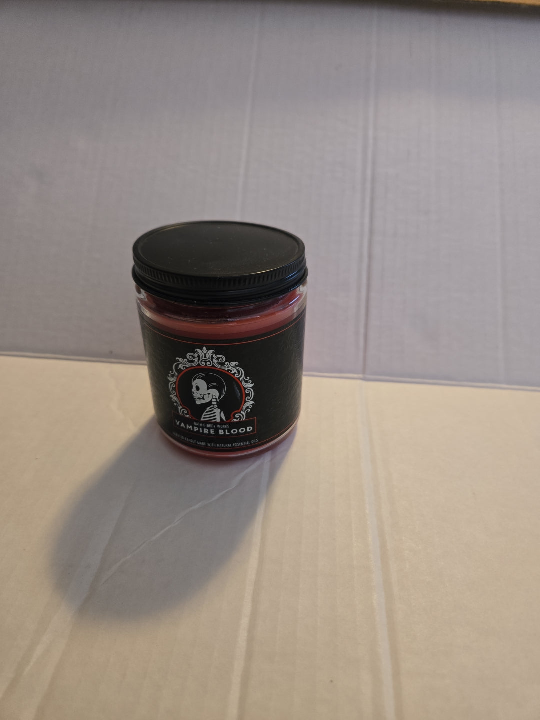 Bath & Body Works Vampire Blood Single Wick Candle 7oz
