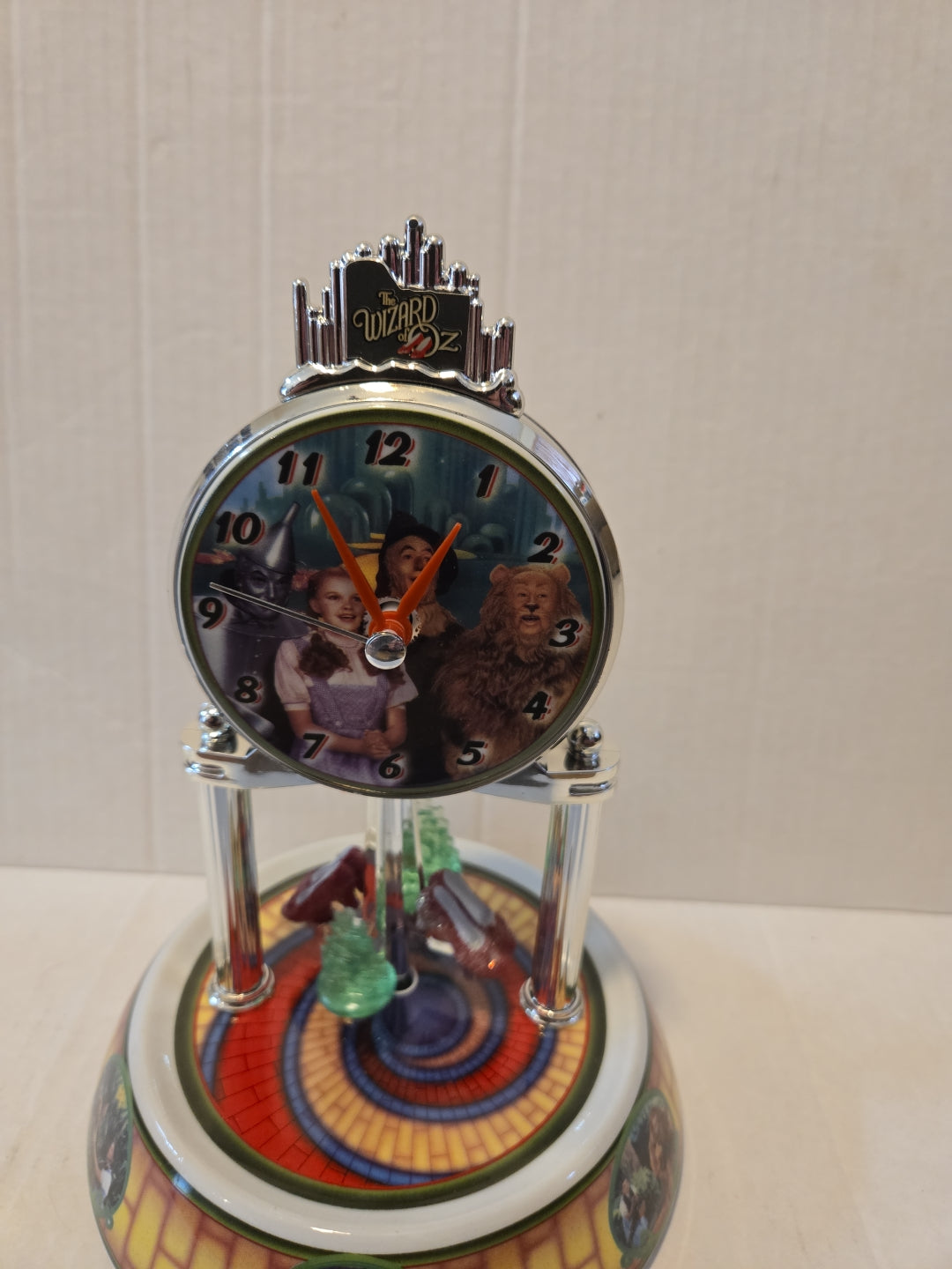 Wizard Of Oz Anniversary Clock With Dome-PARTIALLY WORKS PLEASE READ DESCRIPTION
