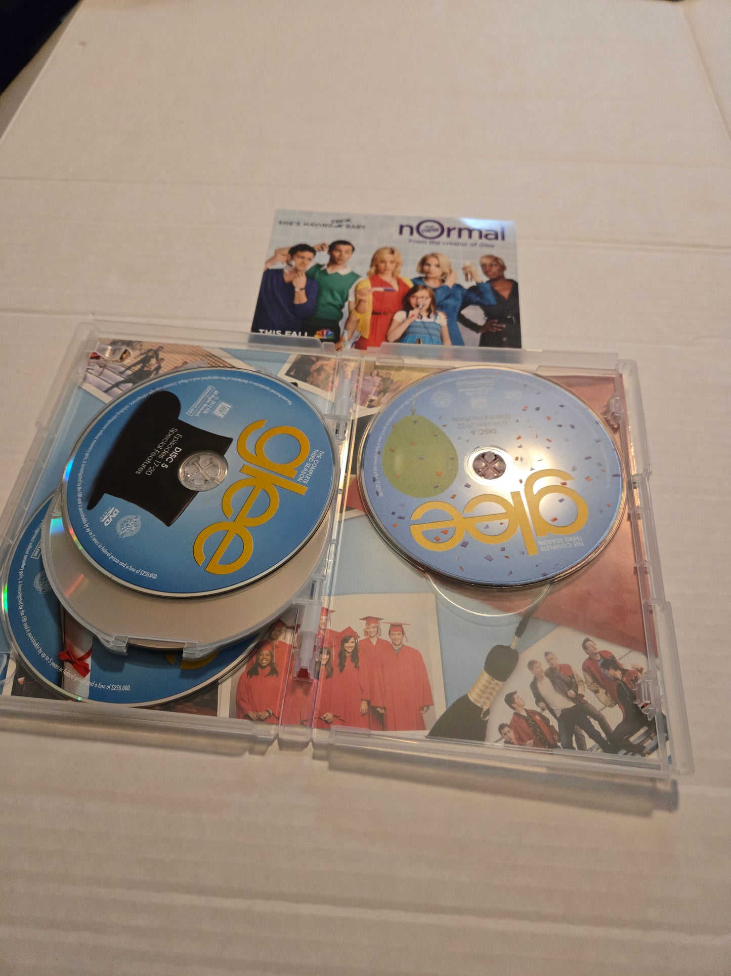 Glee The Complete Third Season DVD 6 Disc Set