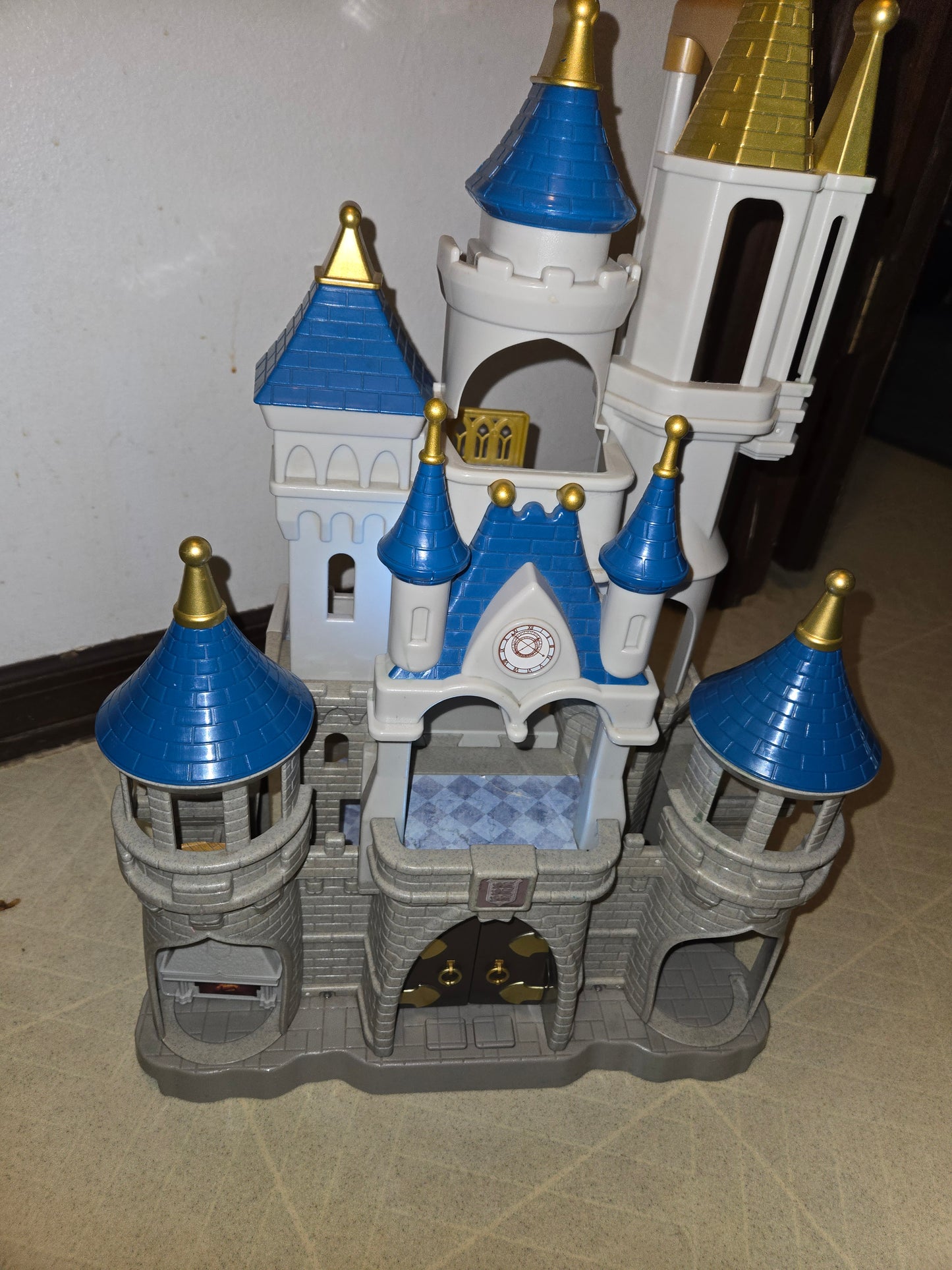 Walt Disney World Cinderella Princess Castle Play Set