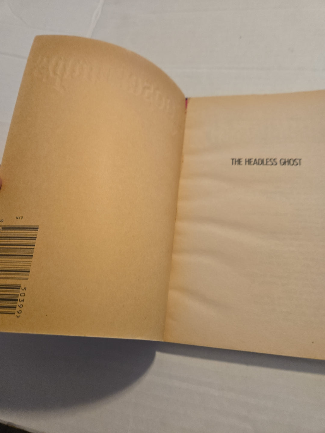 Goosebumps #37 The Headless Ghost Paperback Book 1995