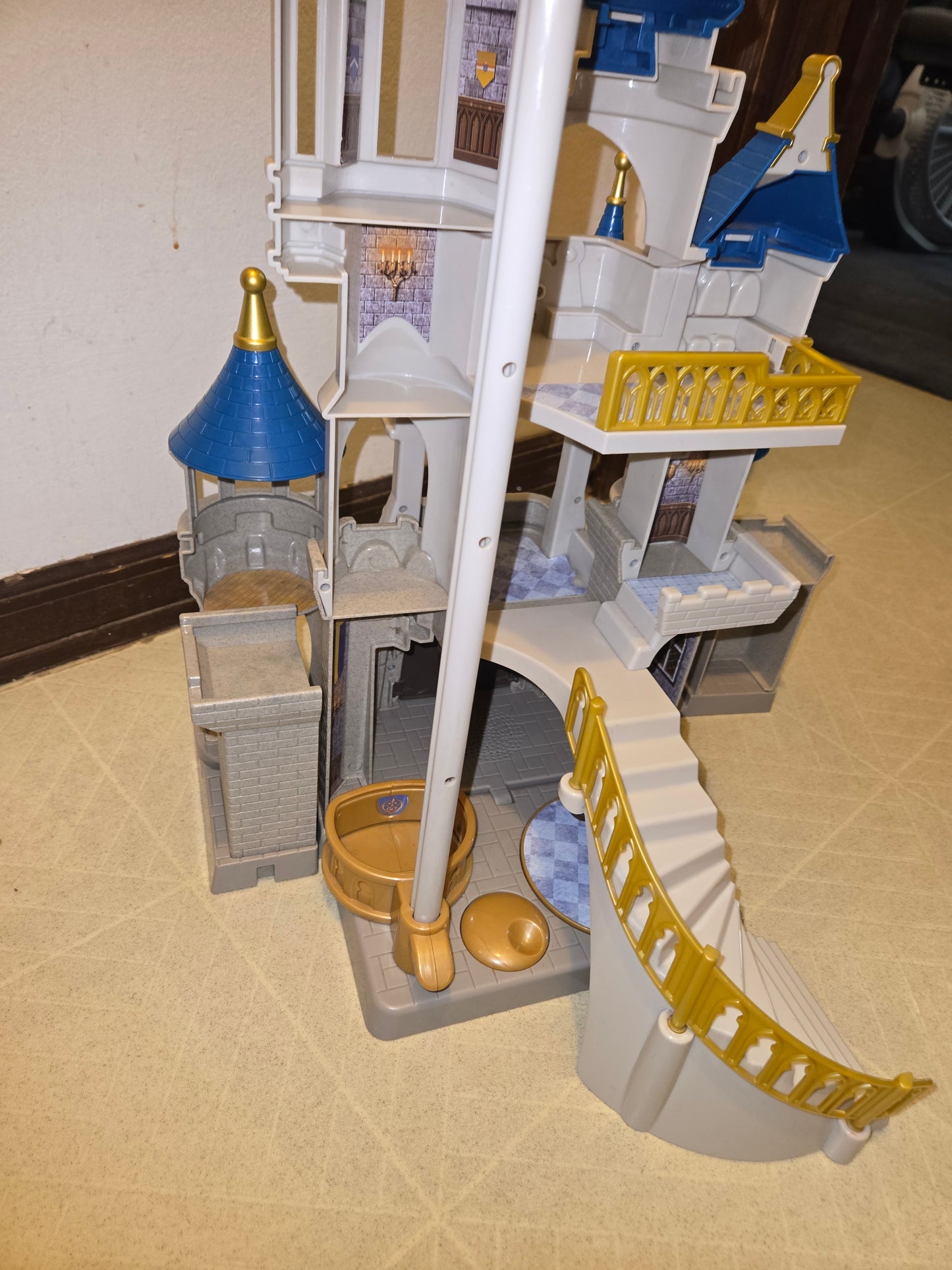 Walt Disney World Cinderella Princess Castle Play Set