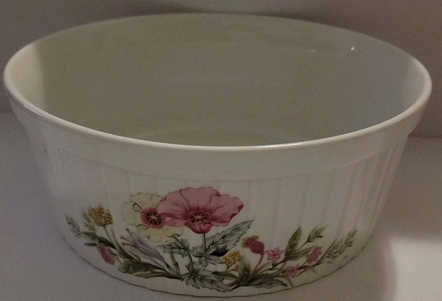 HERITAGE PORCELAIN OVEN WARE JAPAN AU GRATIN WILD FLOWER  CASSEROLES  DISH