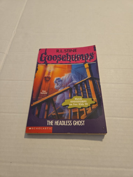 Goosebumps #37 The Headless Ghost Paperback Book 1995